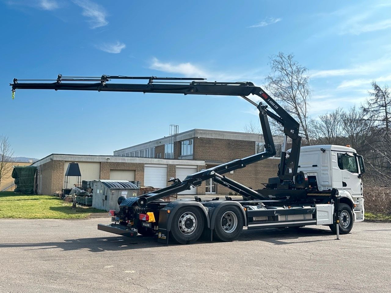 MAN TGS 26.470 6x2 Abrollkipper + Kran Hiab 228-4 - Camião polibenne, Camião grua: foto 5 MAN TGS 26.470 6x2 Abrollkipper + Kran Hiab 228-4 - Camião polibenne, Camião grua: foto 5