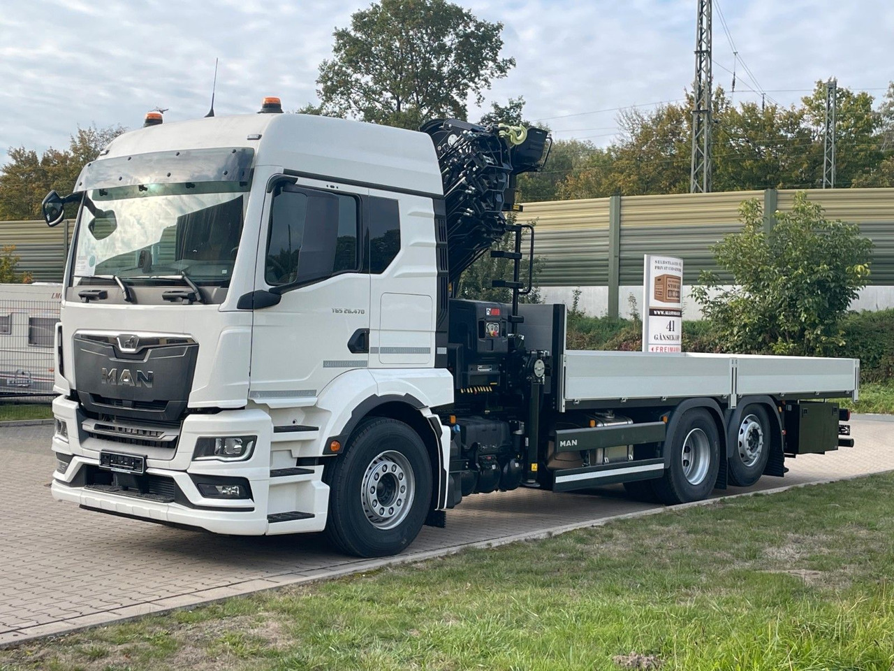 MAN TGS 26.480 /6X Hiab X-HIRRO 302 E-6 JIB 70x4 - Camião grua: foto 1 MAN TGS 26.480 /6X Hiab X-HIRRO 302 E-6 JIB 70x4 - Camião grua: foto 1
