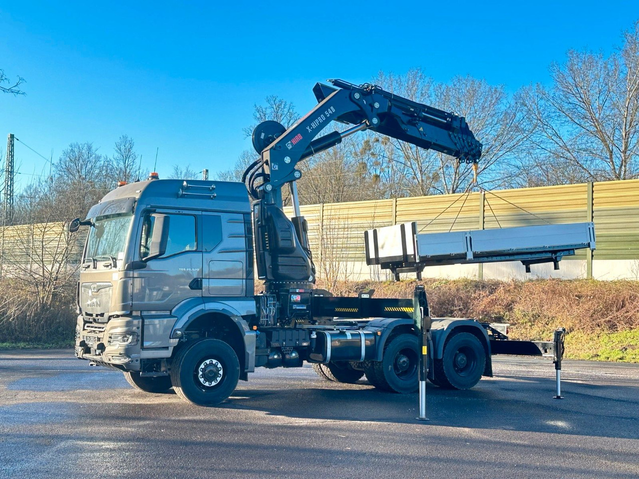 MAN TGS 26.520 6x6 Kran HIAB X-HIPRO 548E-8 - Camião grua: foto 2 MAN TGS 26.520 6x6 Kran HIAB X-HIPRO 548E-8 - Camião grua: foto 2