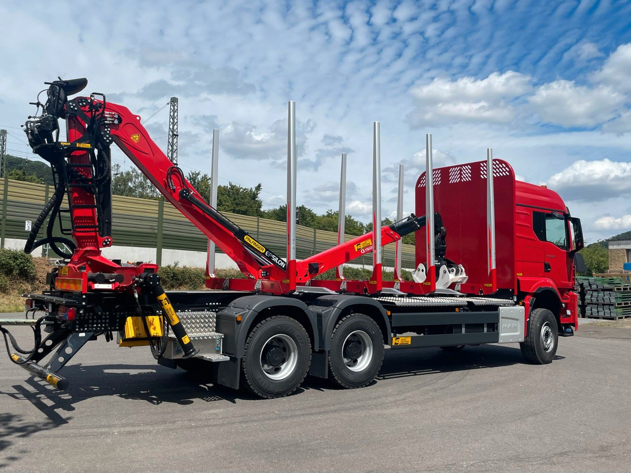 Camião de transporte de madeira, Camião grua MAN TGS 33.510 6X4 BL Euro6e  EPSILON 170Z: foto 9