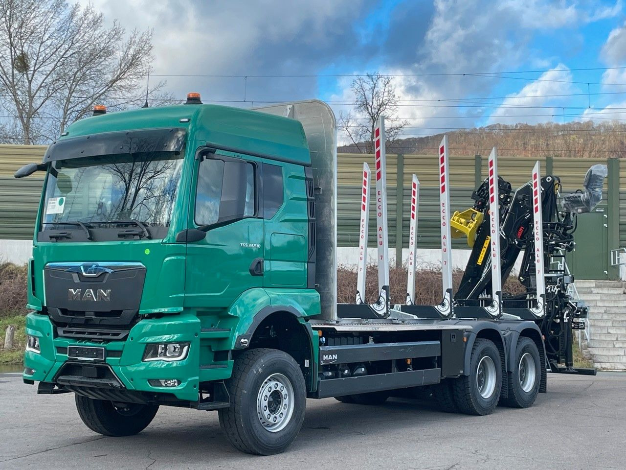 MAN TGS 33.510 6X4 BL Euro6e LogLift 165Z - Camião de transporte de madeira, Camião grua: foto 2 MAN TGS 33.510 6X4 BL Euro6e LogLift 165Z - Camião de transporte de madeira, Camião grua: foto 2