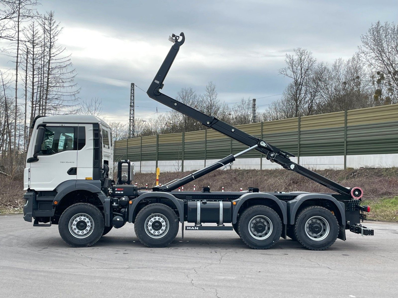 MAN TGS 35.470 8x4 Euro6e Hiab MultLift Abrollkipper - Camião polibenne, Camião grua: foto 3 MAN TGS 35.470 8x4 Euro6e Hiab MultLift Abrollkipper - Camião polibenne, Camião grua: foto 3