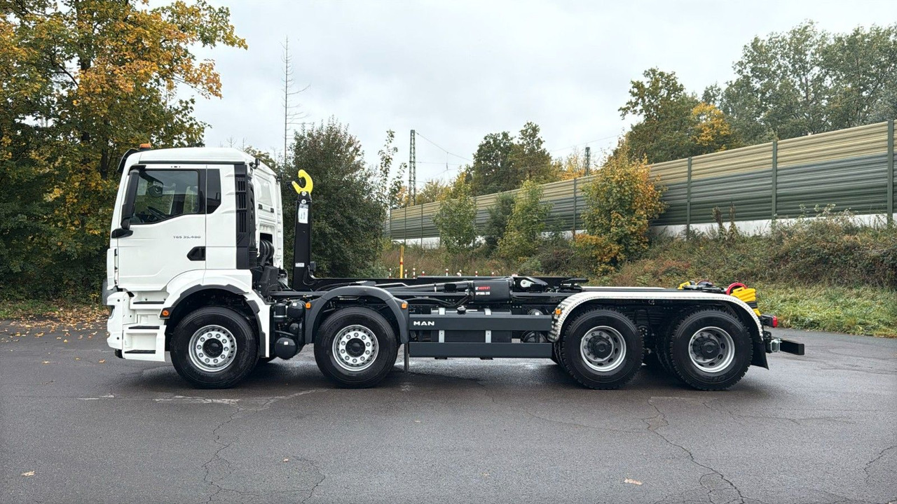 MAN TGS 35.480 8x4 Euro6e Hiab MultLift Abrollkipper - Camião polibenne, Camião grua: foto 2 MAN TGS 35.480 8x4 Euro6e Hiab MultLift Abrollkipper - Camião polibenne, Camião grua: foto 2