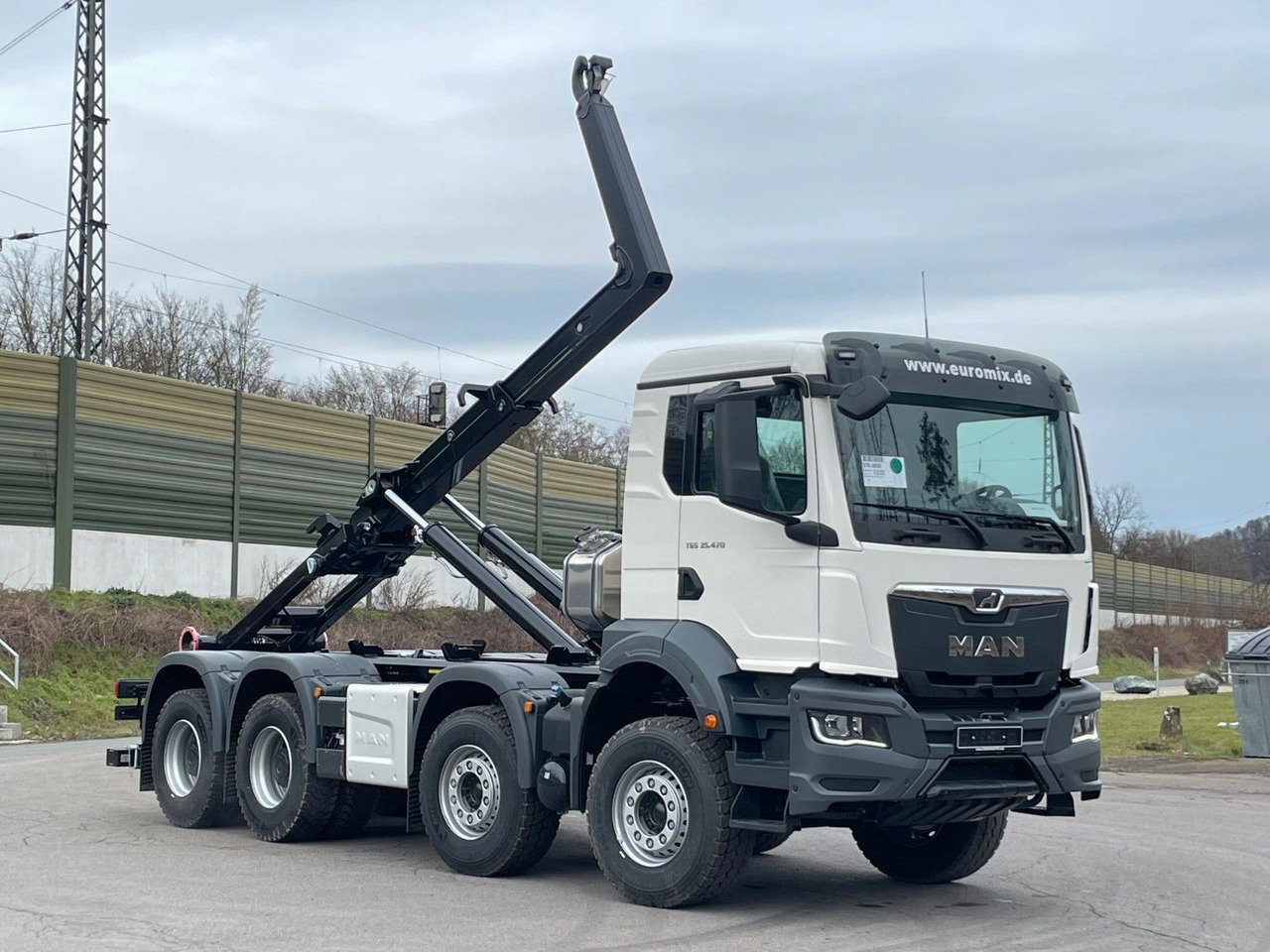 MAN TGS 35.480 8x4 Euro6e Hiab MultLift Abrollkipper - Camião polibenne, Camião grua: foto 1 MAN TGS 35.480 8x4 Euro6e Hiab MultLift Abrollkipper - Camião polibenne, Camião grua: foto 1