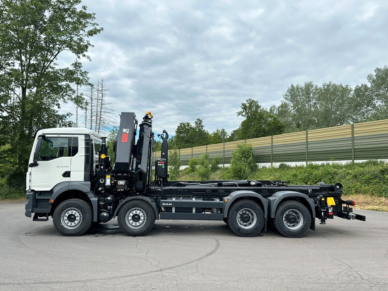 MAN TGS 35.520 8x4 Abrollkipper + Kran HIAB 658E6 - Camião polibenne, Camião grua: foto 4 MAN TGS 35.520 8x4 Abrollkipper + Kran HIAB 658E6 - Camião polibenne, Camião grua: foto 4