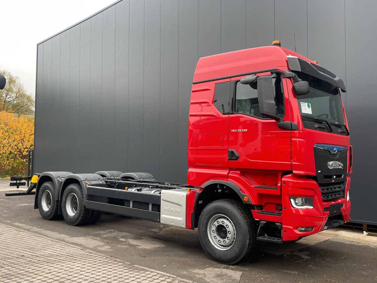 MAN TGX 33.510 6X4 BL - Camião chassi: foto 2 MAN TGX 33.510 6X4 BL - Camião chassi: foto 2