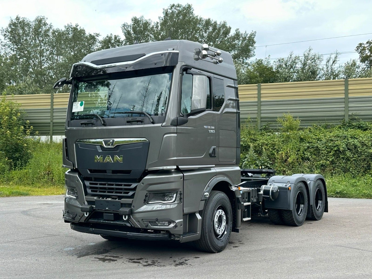 MAN TGX 26.580 6x4 Retarder - Tractor: foto 1 MAN TGX 26.580 6x4 Retarder - Tractor: foto 1