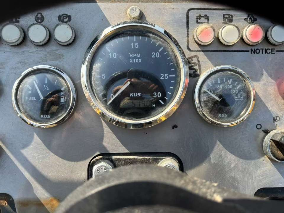 BOMAG BW130D Used Road Roller Construction Machinery for Sale in Good Condition - Compactador de asfalto: foto 4 BOMAG BW130D Used Road Roller Construction Machinery for Sale in Good Condition - Compactador de asfalto: foto 4