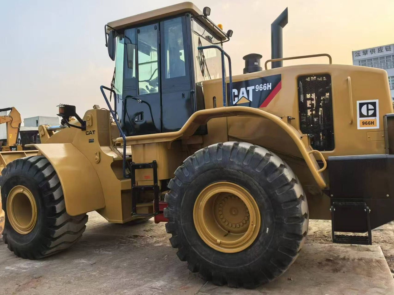 CATERPILLAR 966H - Pá carregadora de rodas: foto 4 CATERPILLAR 966H - Pá carregadora de rodas: foto 4