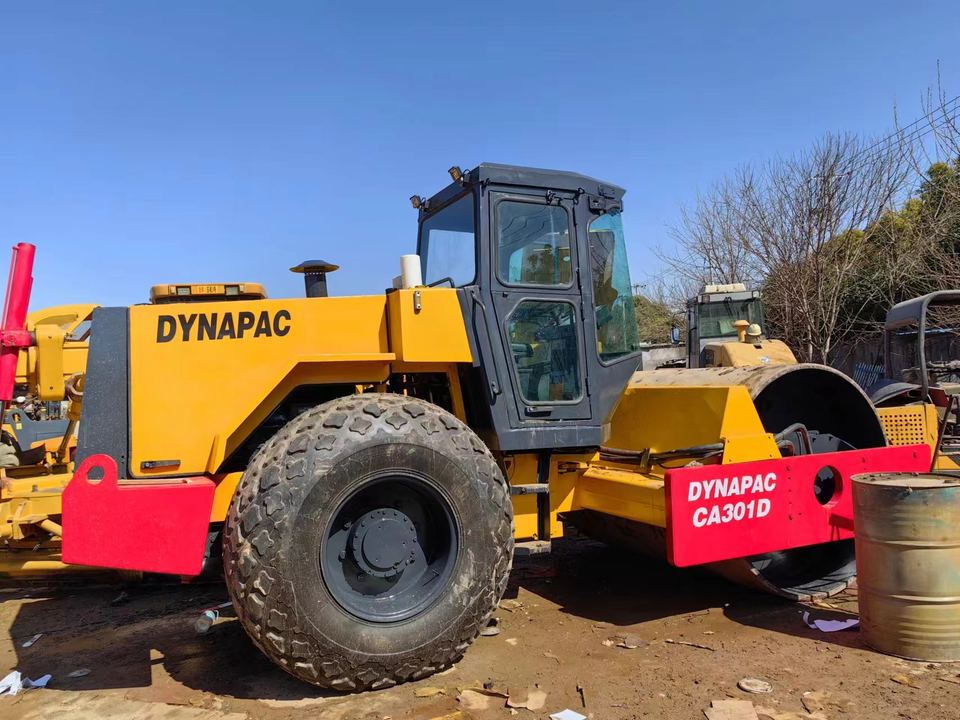 Fast Shipping Superior Quality Used Dynapac CA301D Road Roller Used Vibratory Soil Compactors Strong Power Single Drum Roller - Compactador: foto 2 Fast Shipping Superior Quality Used Dynapac CA301D Road Roller Used Vibratory Soil Compactors Strong Power Single Drum Roller - Compactador: foto 2