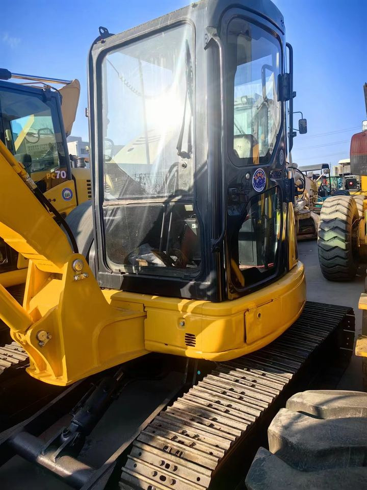 High Quality Mini Komatsu PC 55MR 5.5 Ton Earth-Moving Machine with Motor Engine Gearbox Gear in Stock - Mini escavadeira: foto 2 High Quality Mini Komatsu PC 55MR 5.5 Ton Earth-Moving Machine with Motor Engine Gearbox Gear in Stock - Mini escavadeira: foto 2