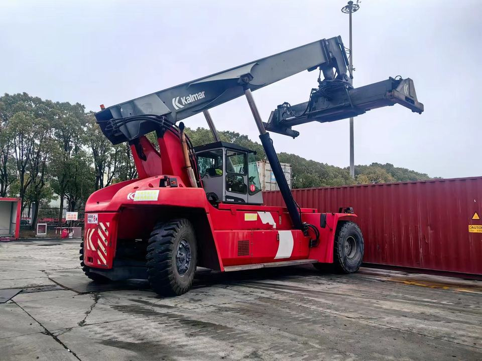 Kalmar DRF450 Sweden Kalmar Used 45 Ton Reach Stacker for Containers to Popularly Sell - Reachstacker porta contentores: foto 3 Kalmar DRF450 Sweden Kalmar Used 45 Ton Reach Stacker for Containers to Popularly Sell - Reachstacker porta contentores: foto 3