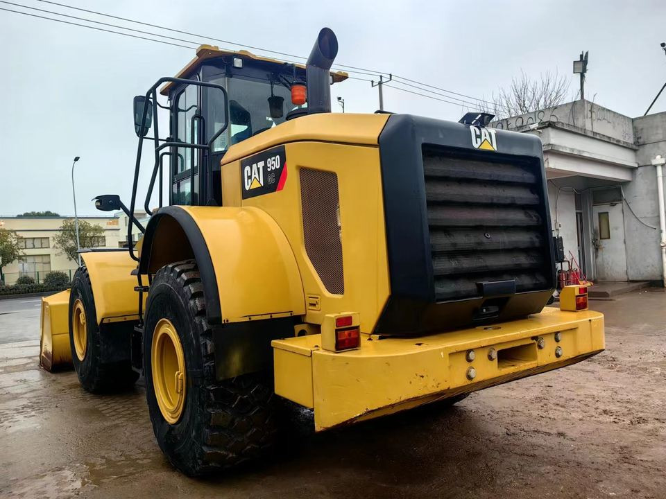Second Hand Caterpillar CAT 950GC Wheel Loader Used CAT 950GC Wheel Loaders 950GC in Low Price for Hot Sale - Pá carregadora de rodas: foto 2 Second Hand Caterpillar CAT 950GC Wheel Loader Used CAT 950GC Wheel Loaders 950GC in Low Price for Hot Sale - Pá carregadora de rodas: foto 2