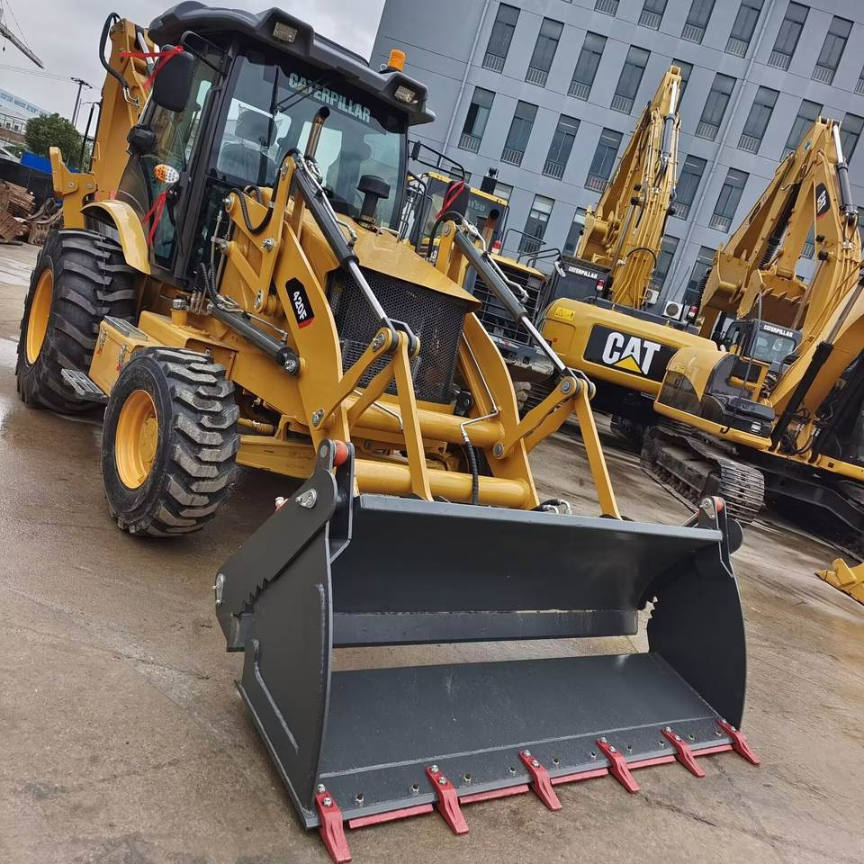 Used Caterpillar CAT 420F 420F2 Backhoe Loader Retro Excavator CAT420F CAT420F2 Cheap Price for Sale - Retroescavadeira: foto 1 Used Caterpillar CAT 420F 420F2 Backhoe Loader Retro Excavator CAT420F CAT420F2 Cheap Price for Sale - Retroescavadeira: foto 1