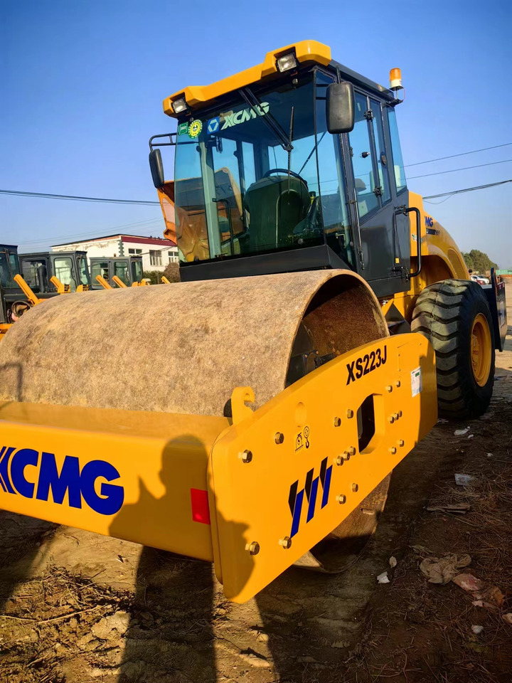 XCMG XS223J - Compactador: foto 2 XCMG XS223J - Compactador: foto 2