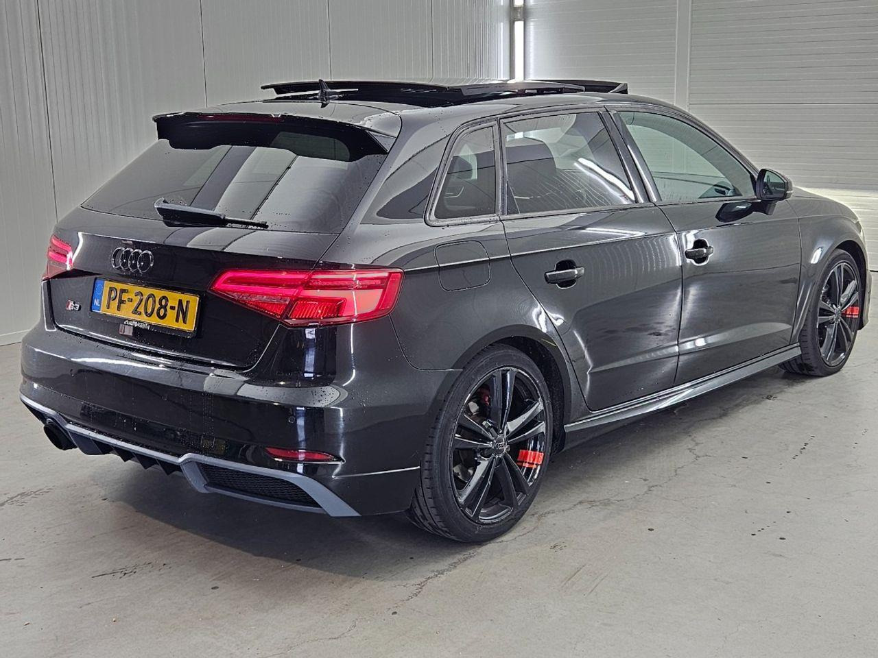 Audi A3 Sportback 1.6 TDI Sport S Line Edition | 2017 | 242.795 km | PF208N | NAP: Logisch - Automóvel: foto 4 Audi A3 Sportback 1.6 TDI Sport S Line Edition | 2017 | 242.795 km | PF208N | NAP: Logisch - Automóvel: foto 4