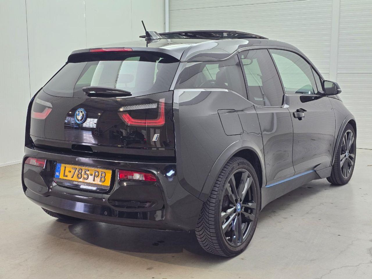 BMW i3 S iPerformance 94Ah 33 kWh | 2018 | 97.629 km | Automaat | L785PB | NAP: Geen oordeel - Hatchback: foto 4 BMW i3 S iPerformance 94Ah 33 kWh | 2018 | 97.629 km | Automaat | L785PB | NAP: Geen oordeel - Hatchback: foto 4