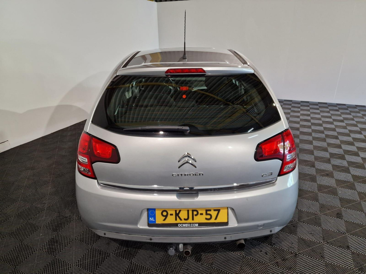 Citroen C3 1.6 Vti 9-KJP-57 193.593 km - Automóvel: foto 2 Citroen C3 1.6 Vti 9-KJP-57 193.593 km - Automóvel: foto 2