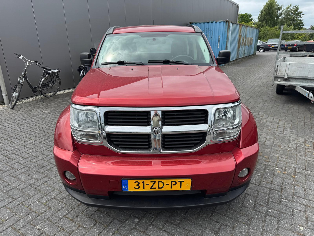 Dodge Nitro 3.7 V6 SXT | 2008 | 209.339 km | 31-ZD-PT - SUV: foto 2 Dodge Nitro 3.7 V6 SXT | 2008 | 209.339 km | 31-ZD-PT - SUV: foto 2