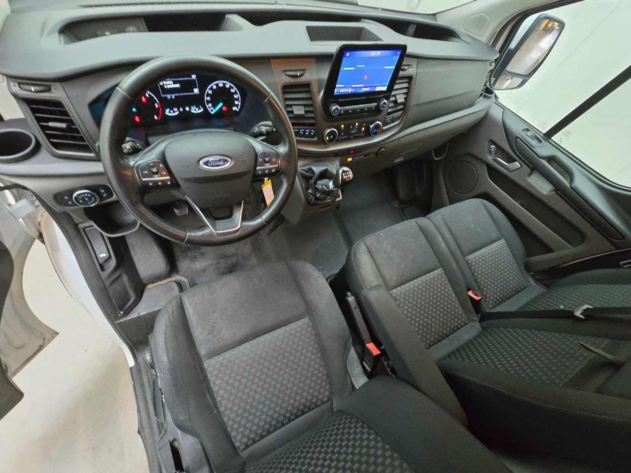 Ford Transit Custom 280 2.0 TDCI L1H1 Trend | 2020 | 237.771 km | VGR91D | NAP: Logisch - Furgão: foto 5 Ford Transit Custom 280 2.0 TDCI L1H1 Trend | 2020 | 237.771 km | VGR91D | NAP: Logisch - Furgão: foto 5