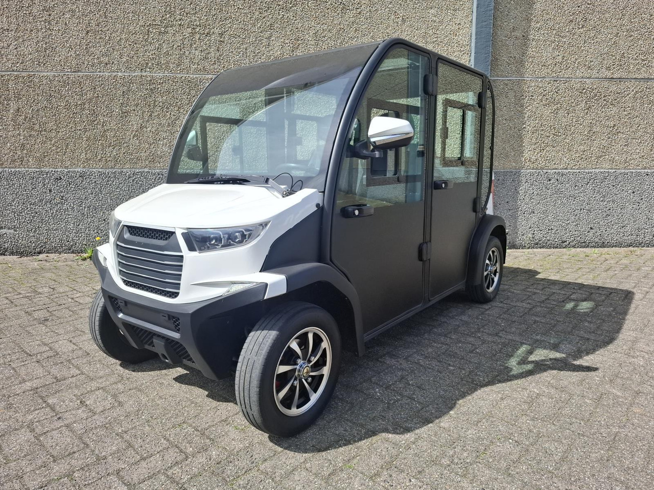 Italcar L4S E-Shuttle 4-zits Elektrische Golfkar H-368-PB - Carrinho de golfe: foto 1 Italcar L4S E-Shuttle 4-zits Elektrische Golfkar H-368-PB - Carrinho de golfe: foto 1