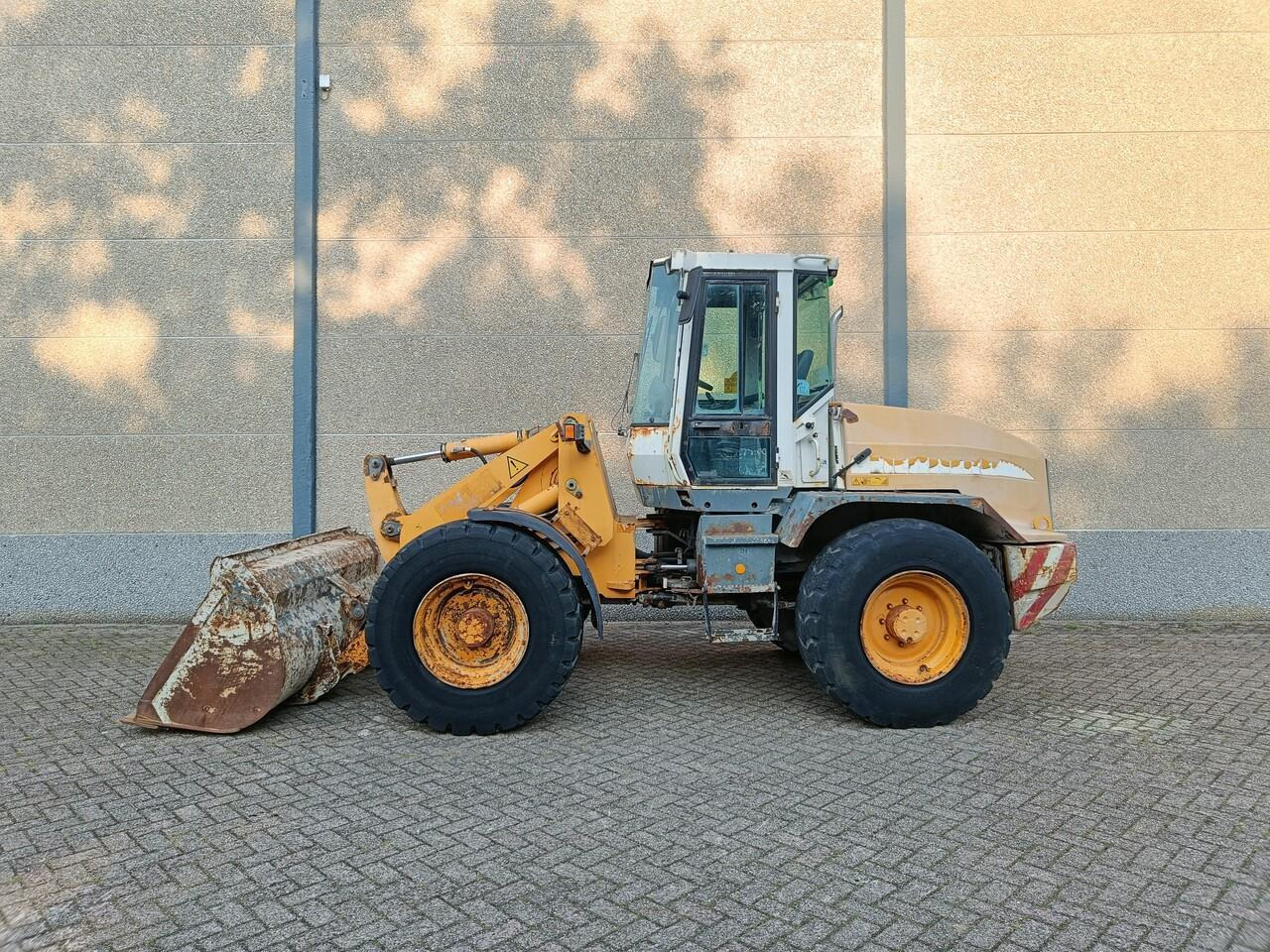 Liebherr L514 Shovel - Pá carregadora de rodas: foto 3 Liebherr L514 Shovel - Pá carregadora de rodas: foto 3