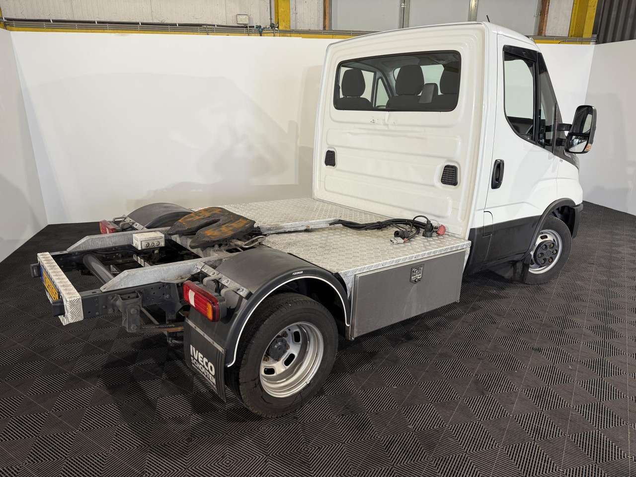 Iveco 40C18 Daily VSH-15-F 201.901 km - Máquina de outro: foto 3 Iveco 40C18 Daily VSH-15-F 201.901 km - Máquina de outro: foto 3