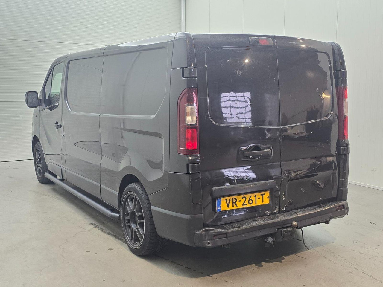 Renault Trafic 1.6 dCi T29 L2H2 Comfort Energy | 2015 | 305.750 km | VR261T | NAP: Logisch - Máquina de outro: foto 3 Renault Trafic 1.6 dCi T29 L2H2 Comfort Energy | 2015 | 305.750 km | VR261T | NAP: Logisch - Máquina de outro: foto 3