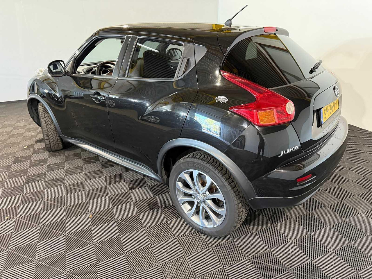 Nissan Juke 1.6 Tekna SH-369-T 215.081 km - Automóvel: foto 2 Nissan Juke 1.6 Tekna SH-369-T 215.081 km - Automóvel: foto 2