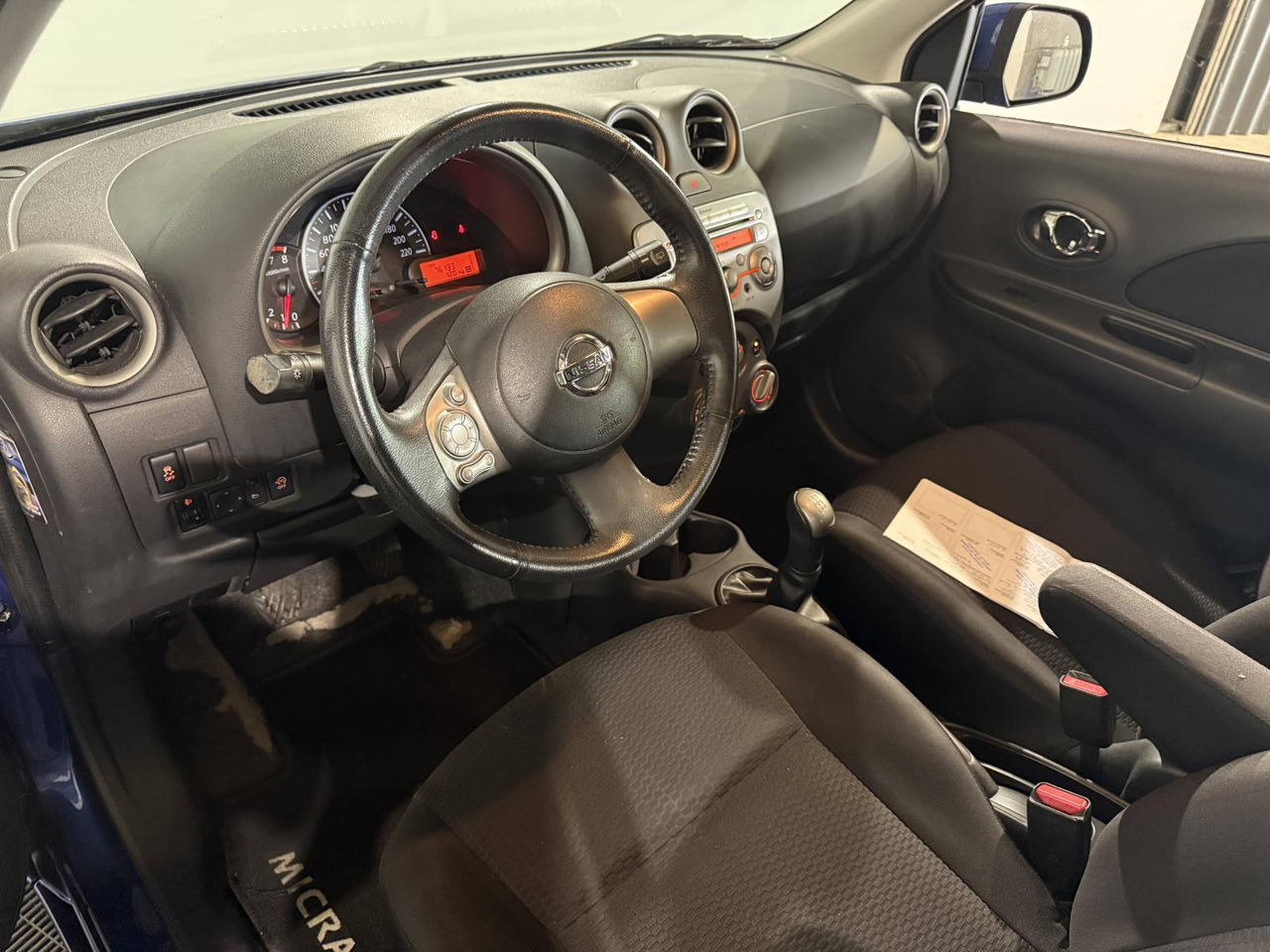 Nissan Micra 1.2 DIG-S Acenta | 2013 | 76.134 km | 32-ZVB-4 - Hatchback: foto 3 Nissan Micra 1.2 DIG-S Acenta | 2013 | 76.134 km | 32-ZVB-4 - Hatchback: foto 3