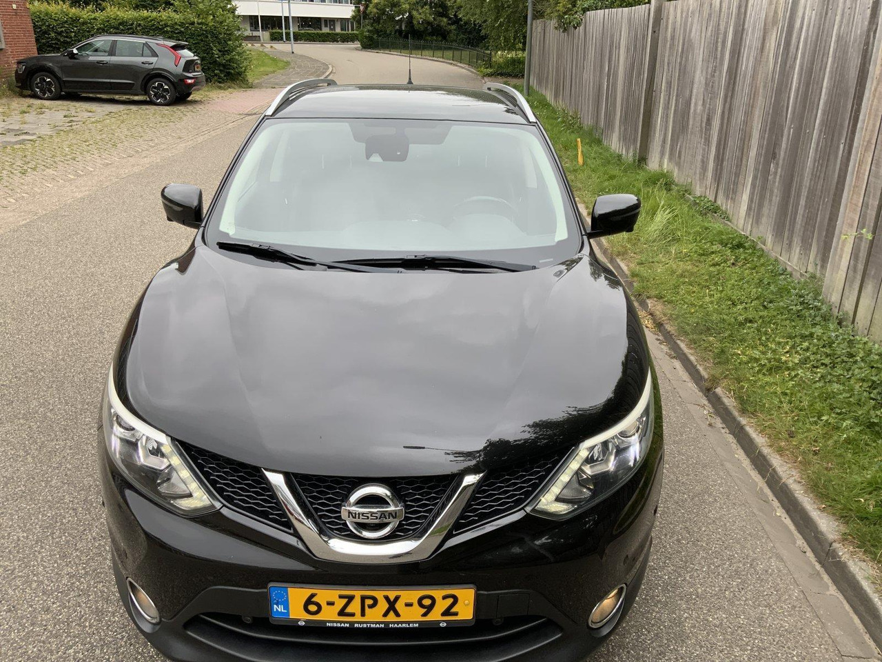 Nissan Qashqai 1.6 Tekna 6-ZPX-92 209.591km - Automóvel: foto 5 Nissan Qashqai 1.6 Tekna 6-ZPX-92 209.591km - Automóvel: foto 5