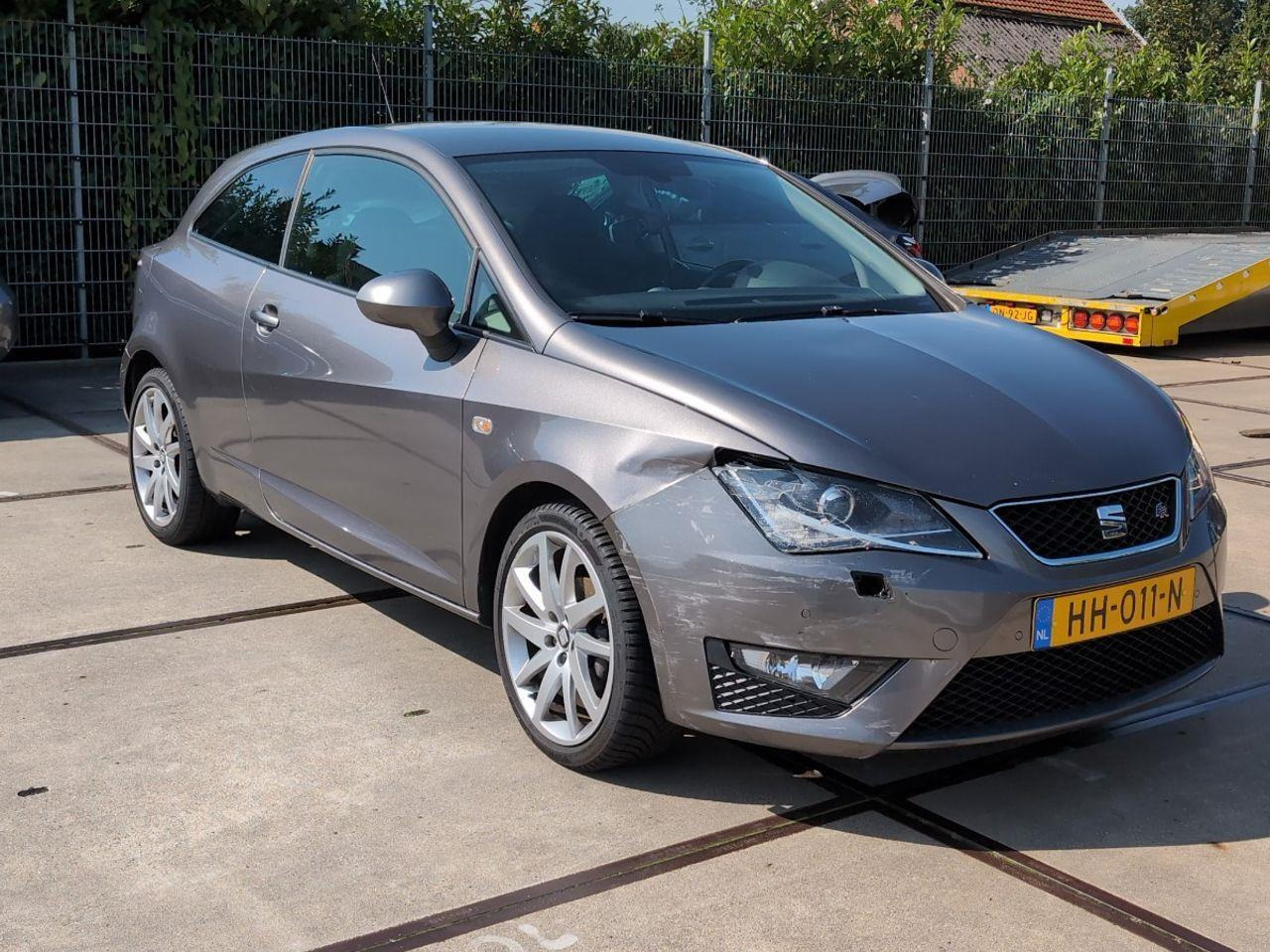 SEAT Ibiza 1.0 EcoTSI FR Connect | 2015 | 203.957 km | HH011N | NAP: Logisch - Hatchback: foto 2 SEAT Ibiza 1.0 EcoTSI FR Connect | 2015 | 203.957 km | HH011N | NAP: Logisch - Hatchback: foto 2