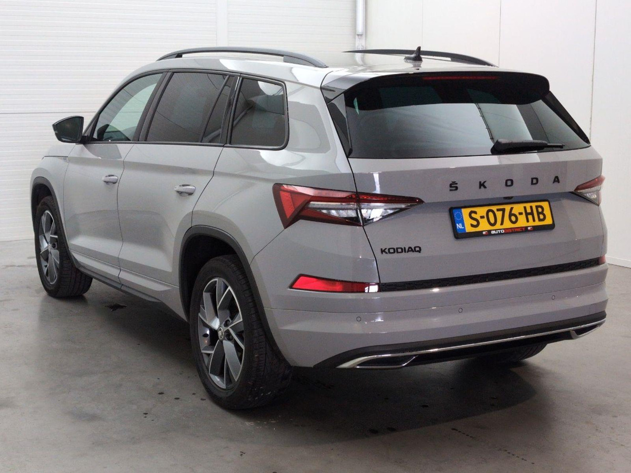 Skoda Kodiaq 1.5 TSI Sportline Business | 2023 | 87.432 km | Automaat | S076HB | NAP: Logisch - SUV: foto 3 Skoda Kodiaq 1.5 TSI Sportline Business | 2023 | 87.432 km | Automaat | S076HB | NAP: Logisch - SUV: foto 3