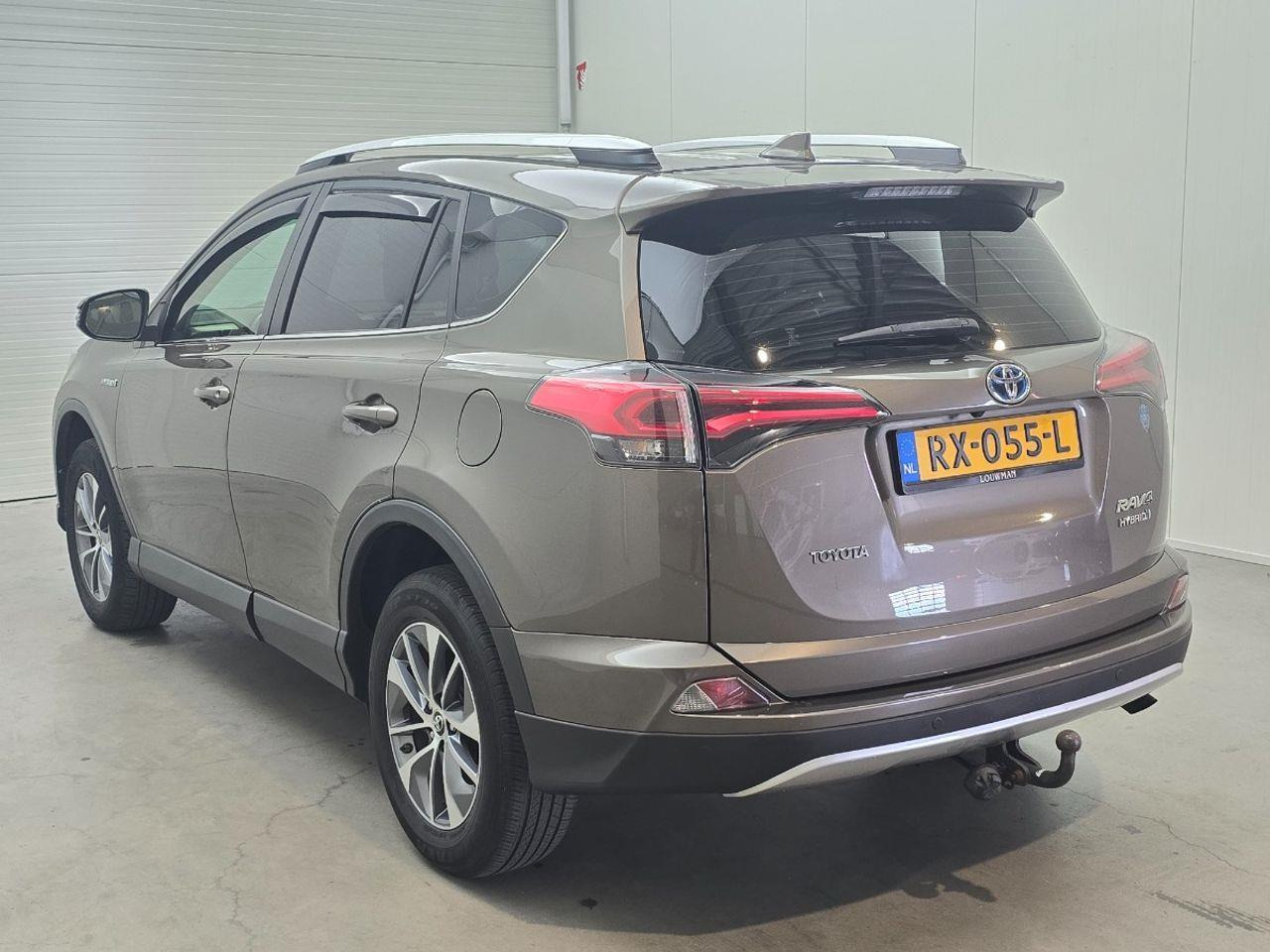 Toyota RAV4 2.5 Hybrid Style | 2016 | 125.975 km | Automaat | RX055L | NAP: Geen oordeel - SUV: foto 3 Toyota RAV4 2.5 Hybrid Style | 2016 | 125.975 km | Automaat | RX055L | NAP: Geen oordeel - SUV: foto 3
