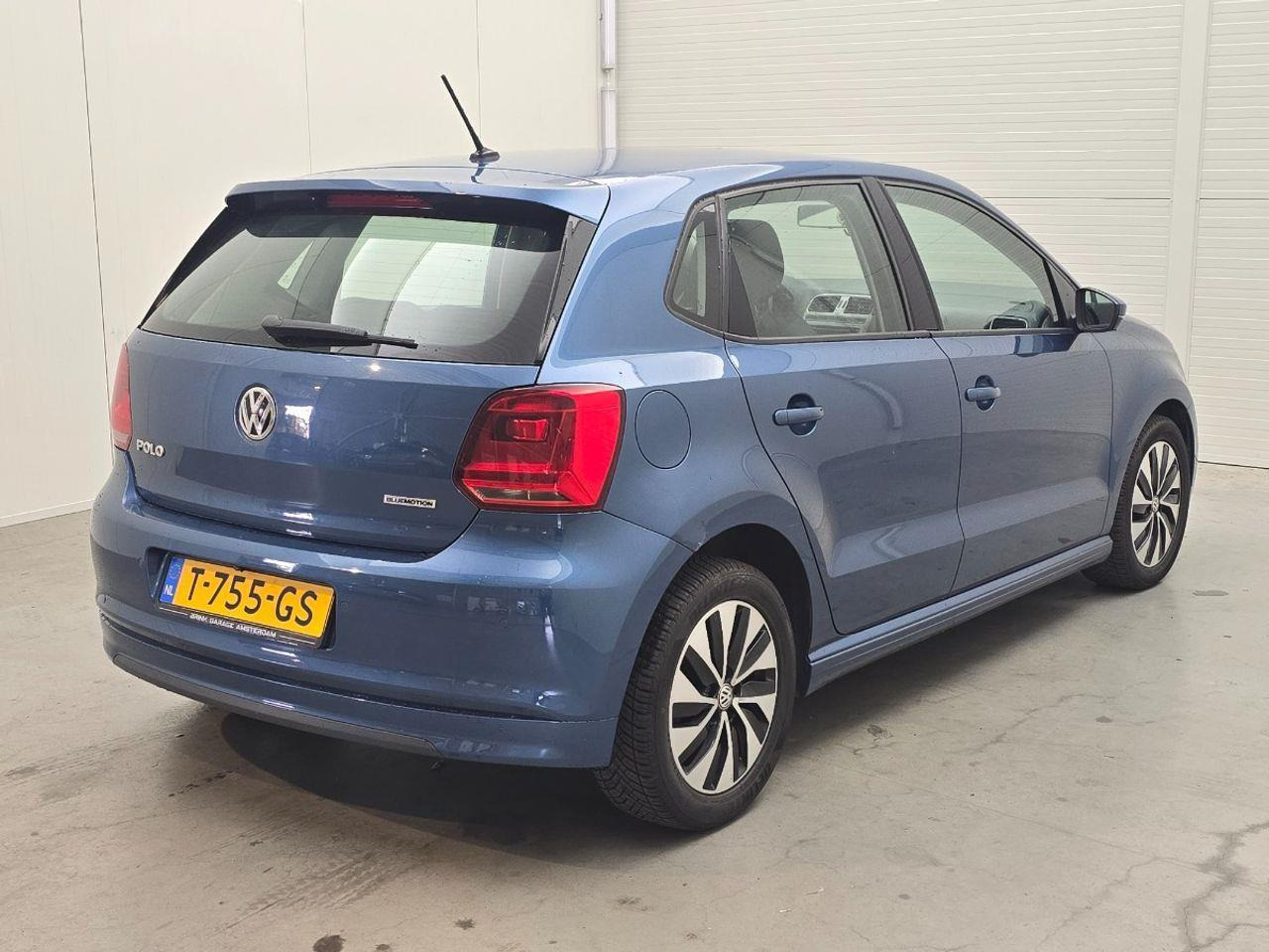 Volkswagen Polo 1.0 BlueMotion Edition | 2017 | 193.145 km | Automaat | T755GS | NAP: Geen oordeel - Hatchback: foto 4 Volkswagen Polo 1.0 BlueMotion Edition | 2017 | 193.145 km | Automaat | T755GS | NAP: Geen oordeel - Hatchback: foto 4