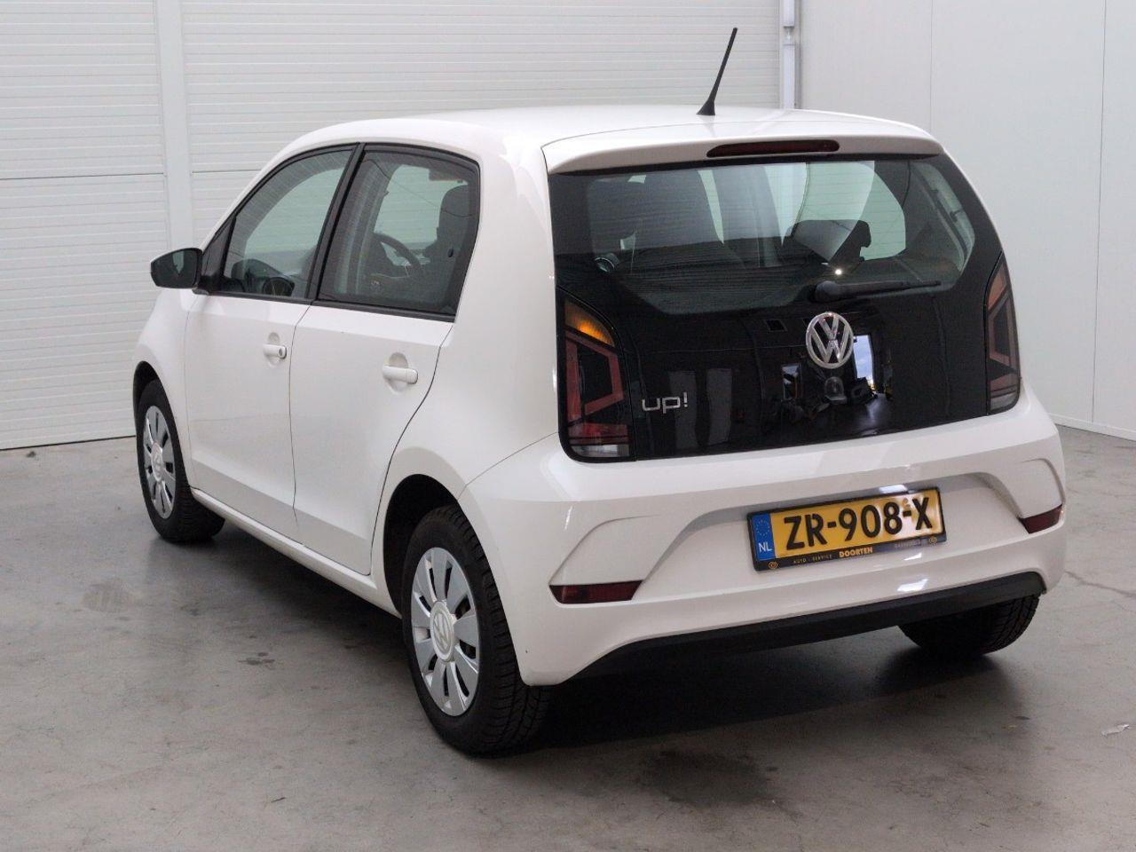 Volkswagen Up! 1.0 BMT move up! | 2019 | 114.730 km | ZR908X | NAP: Logisch - Hatchback: foto 3 Volkswagen Up! 1.0 BMT move up! | 2019 | 114.730 km | ZR908X | NAP: Logisch - Hatchback: foto 3