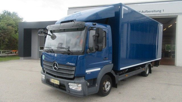Mercedes-Benz 818L Koffer LBW, 1,5 to, Seitentüre - Camião furgão: foto 1 Mercedes-Benz 818L Koffer LBW, 1,5 to, Seitentüre - Camião furgão: foto 1