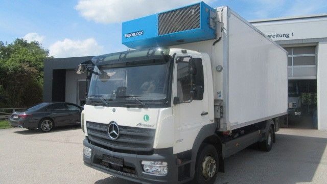 Mercedes-Benz Atego 1527L Tiefkühler, LBW,... - Camião frigorífico: foto 2 Mercedes-Benz Atego 1527L Tiefkühler, LBW,... - Camião frigorífico: foto 2