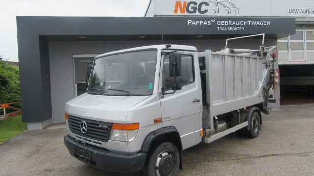 Mercedes-Benz Vario 818 D Müllsammelfahrzeug - Caminhão de lixo: foto 1 Mercedes-Benz Vario 818 D Müllsammelfahrzeug - Caminhão de lixo: foto 1