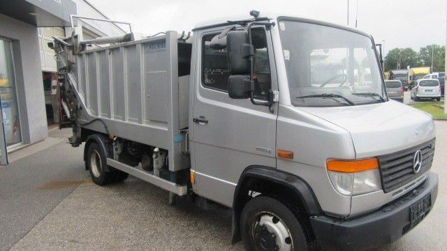 Mercedes-Benz Vario 818 D Müllsammelfahrzeug - Caminhão de lixo: foto 3 Mercedes-Benz Vario 818 D Müllsammelfahrzeug - Caminhão de lixo: foto 3