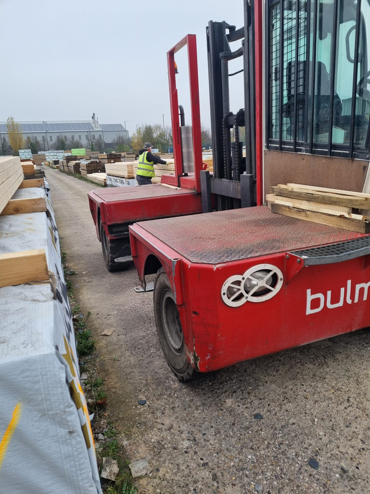 Bulmor LQ50 - Empilhador lateral: foto 3 Bulmor LQ50 - Empilhador lateral: foto 3