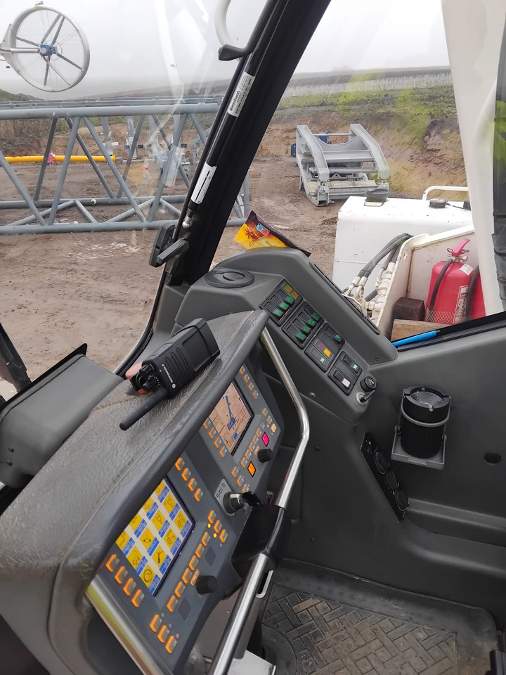 GROVE GMK5220 - Grua móvel: foto 5 GROVE GMK5220 - Grua móvel: foto 5