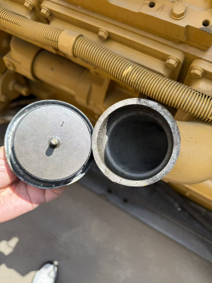 CATPILLAR. 3512 - Ferramenta/ Equipamento: foto 4 CATPILLAR. 3512 - Ferramenta/ Equipamento: foto 4