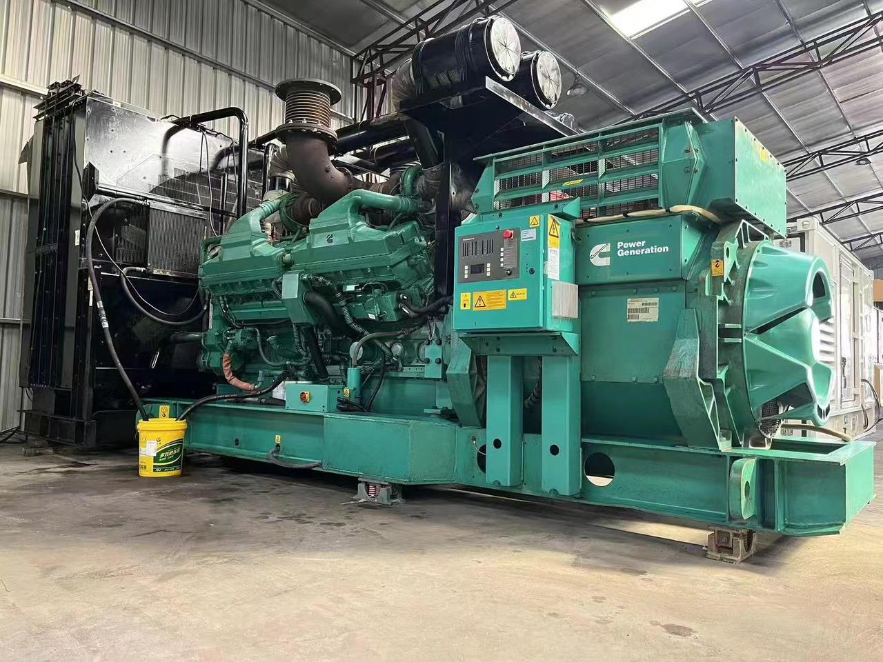 CUMMIS QSK60G8 - Gerador elétrico: foto 2 CUMMIS QSK60G8 - Gerador elétrico: foto 2