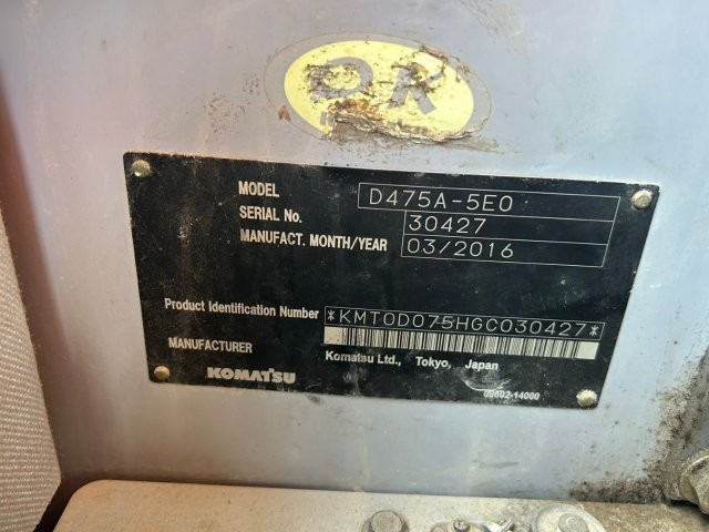KOMATSU D475A-5E - Buldôzer: foto 2 KOMATSU D475A-5E - Buldôzer: foto 2
