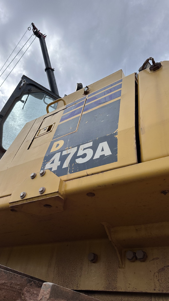 KOMATSU D475A-5EO - Ferramenta/ Equipamento: foto 3 KOMATSU D475A-5EO - Ferramenta/ Equipamento: foto 3