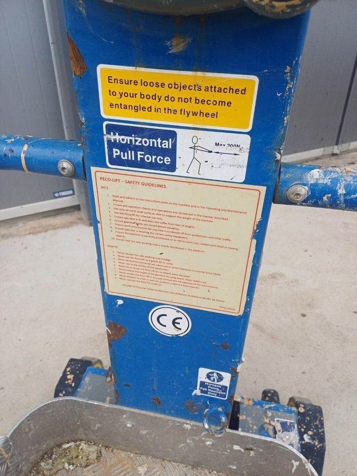 JLG Peco lift henkilönostin - Plataforma de mastro vertical: foto 4 JLG Peco lift henkilönostin - Plataforma de mastro vertical: foto 4