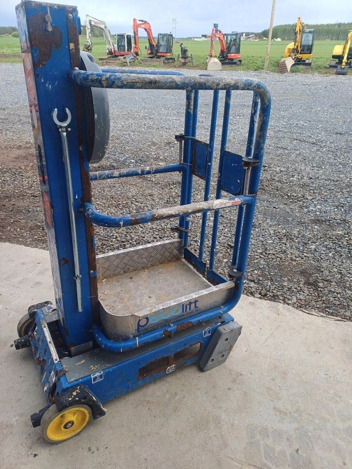 JLG Peco lift henkilönostin - Plataforma de mastro vertical: foto 3 JLG Peco lift henkilönostin - Plataforma de mastro vertical: foto 3