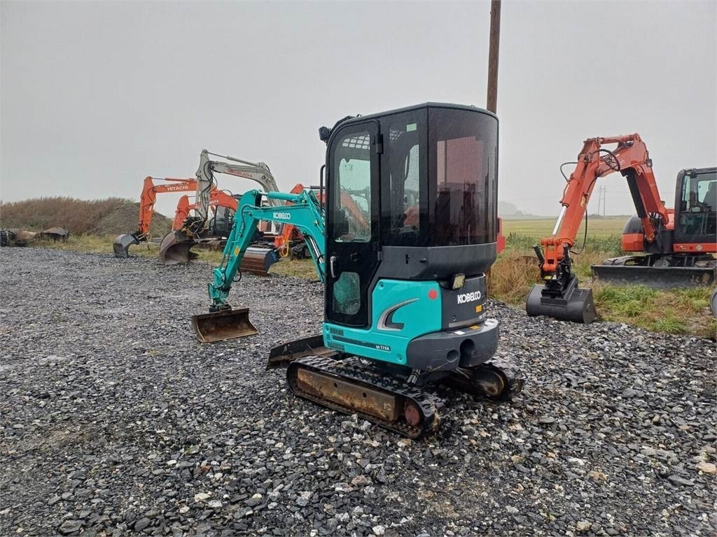 Kobelco SK17SR-3 Kallistajalla - Mini escavadeira: foto 3 Kobelco SK17SR-3 Kallistajalla - Mini escavadeira: foto 3