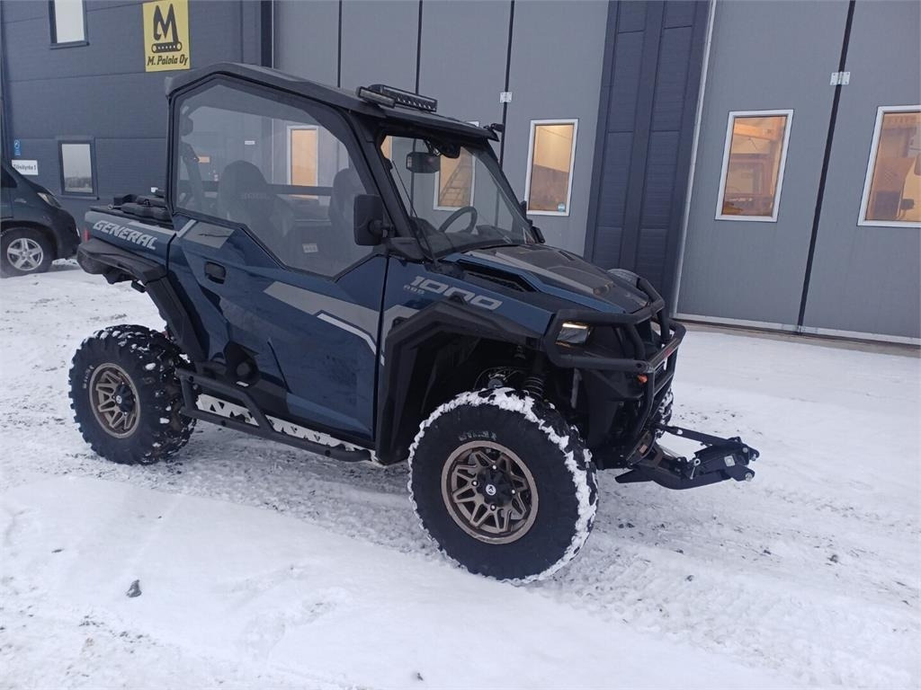 Polaris General 1000 4x4 ABS - Trator: foto 2 Polaris General 1000 4x4 ABS - Trator: foto 2